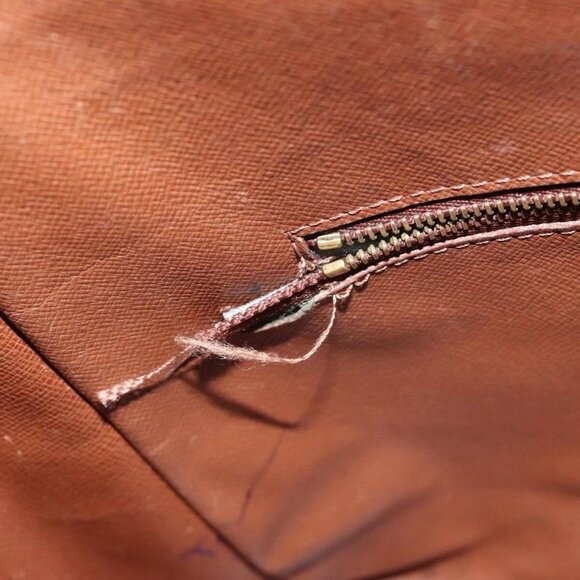 LOUIS VUITTON Monogram Boulogne 35 Shoulder Bag M51260 LV Auth 90844 - Picture 11 of 16